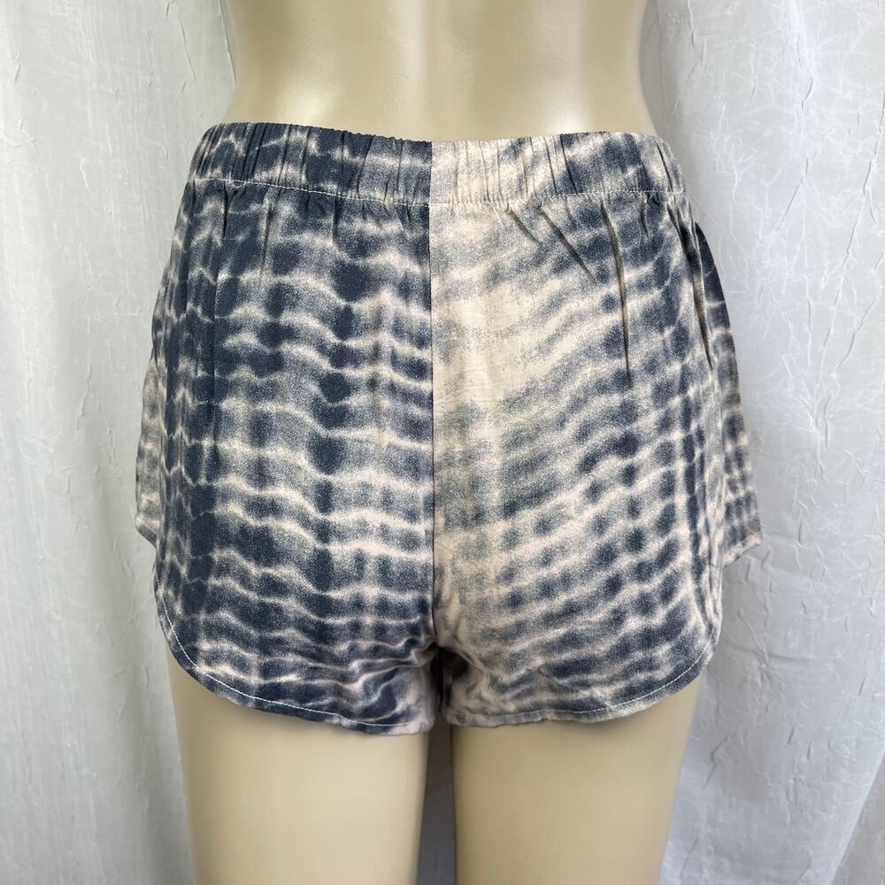 Taupe Charcoal Stripe Dye Dolphin Shorts Stretchy Comfy Soft Forever 21 NWT XS - Picture 5 of 16